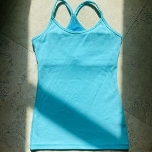 Lululemon women’s blue tank top